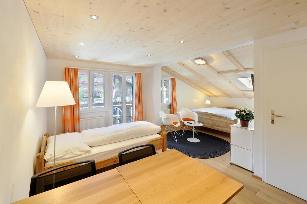 Hotel-Restaurant Zum Gade Lenk Exteriör bild